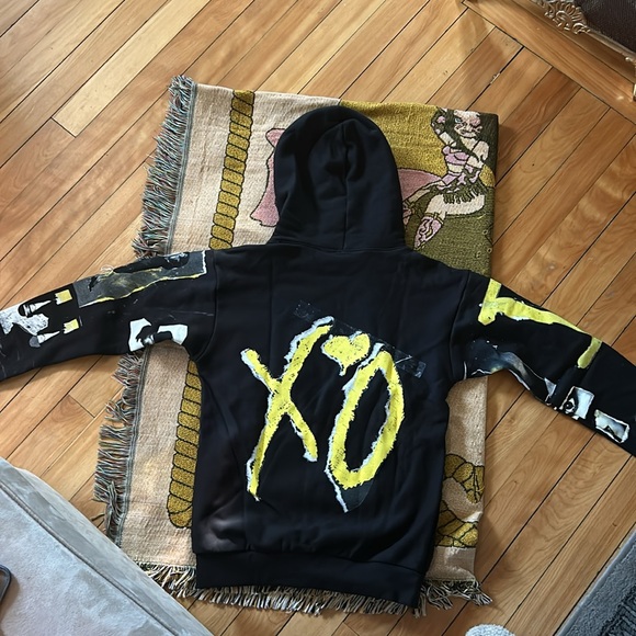 THE WEEKND MADNESS XO Collage Logo Pullover Black Hoodie NWOT - Picture 5 of 5